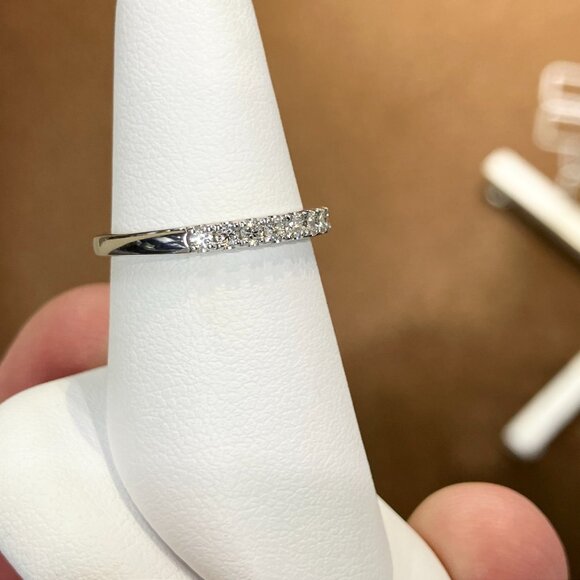 Women's White Gold Diamond Wedding Ring - Picture 2 of 6
